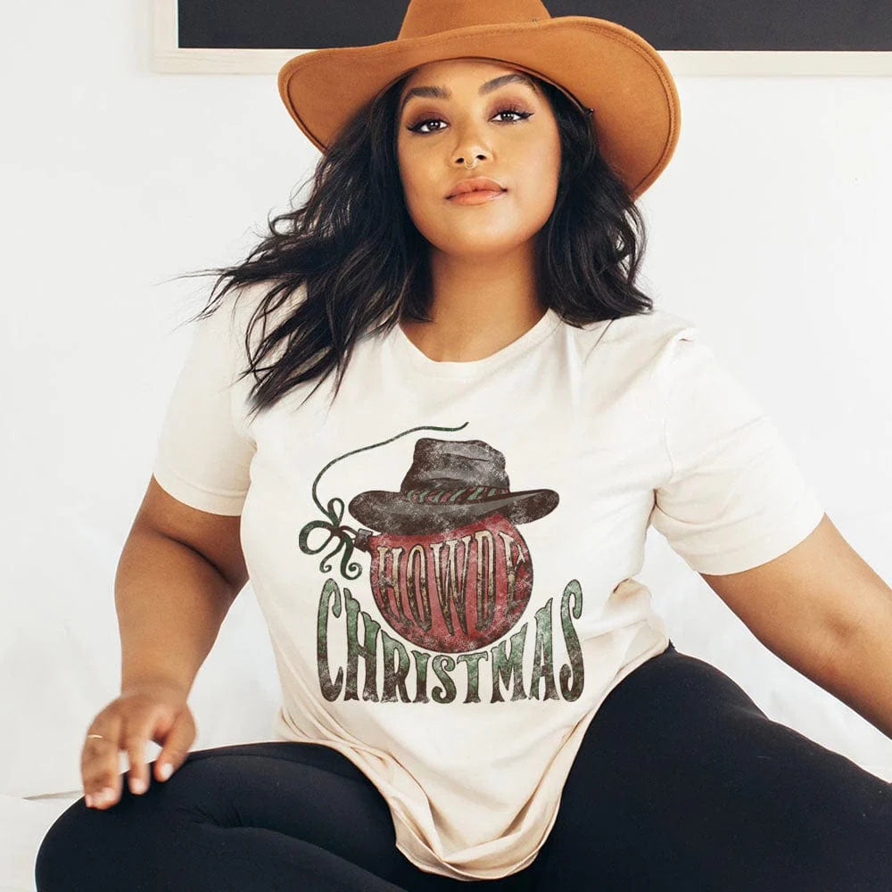 Online Exclusive |  Howdy Christmas Graphic Tee in Cream - preenteronline