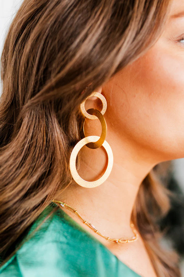 Linny Co | Camilia Triple Tier Drop Earrings in Gold