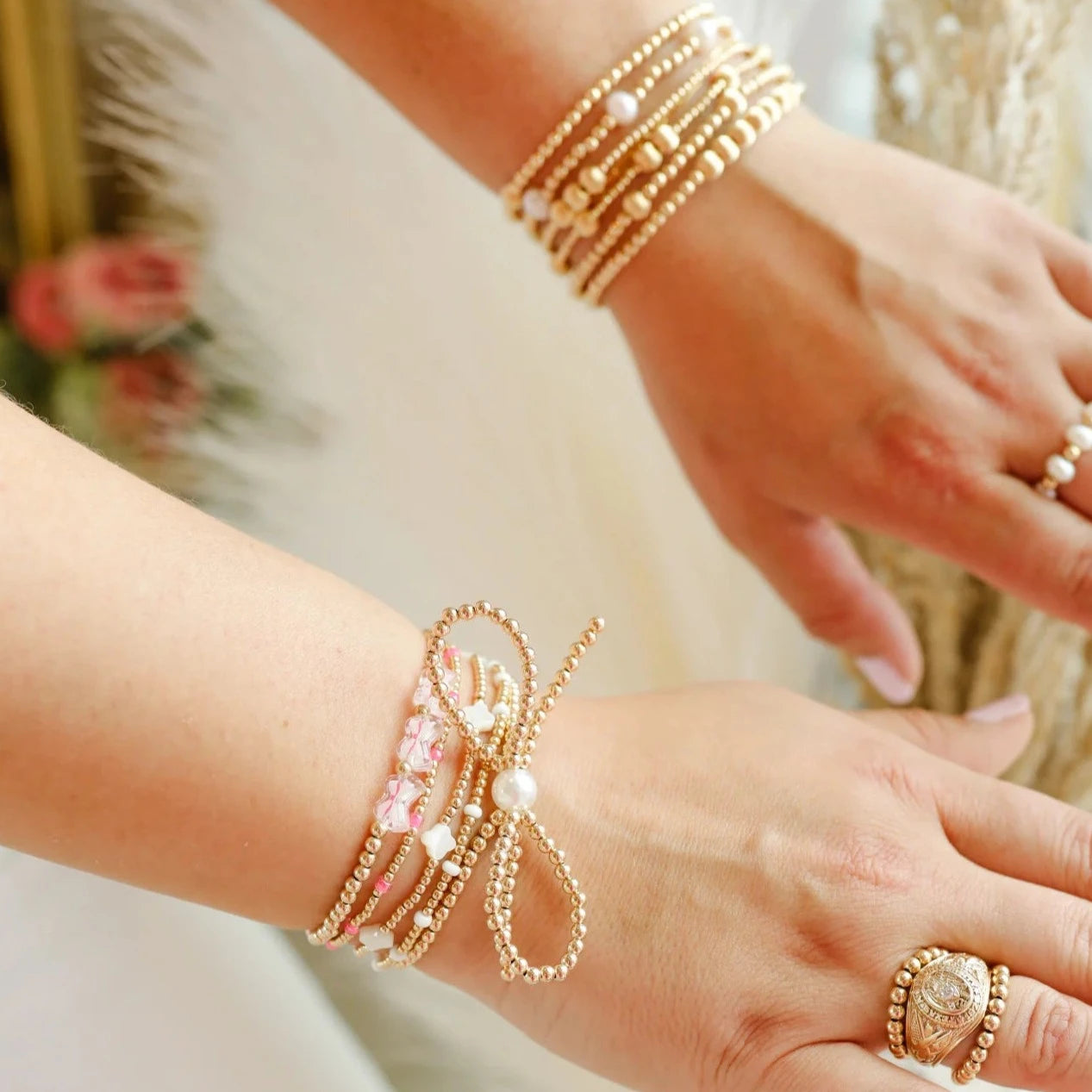 Beaded Blondes | Gold Bow Bracelet with Pearl Accent - preenteronline