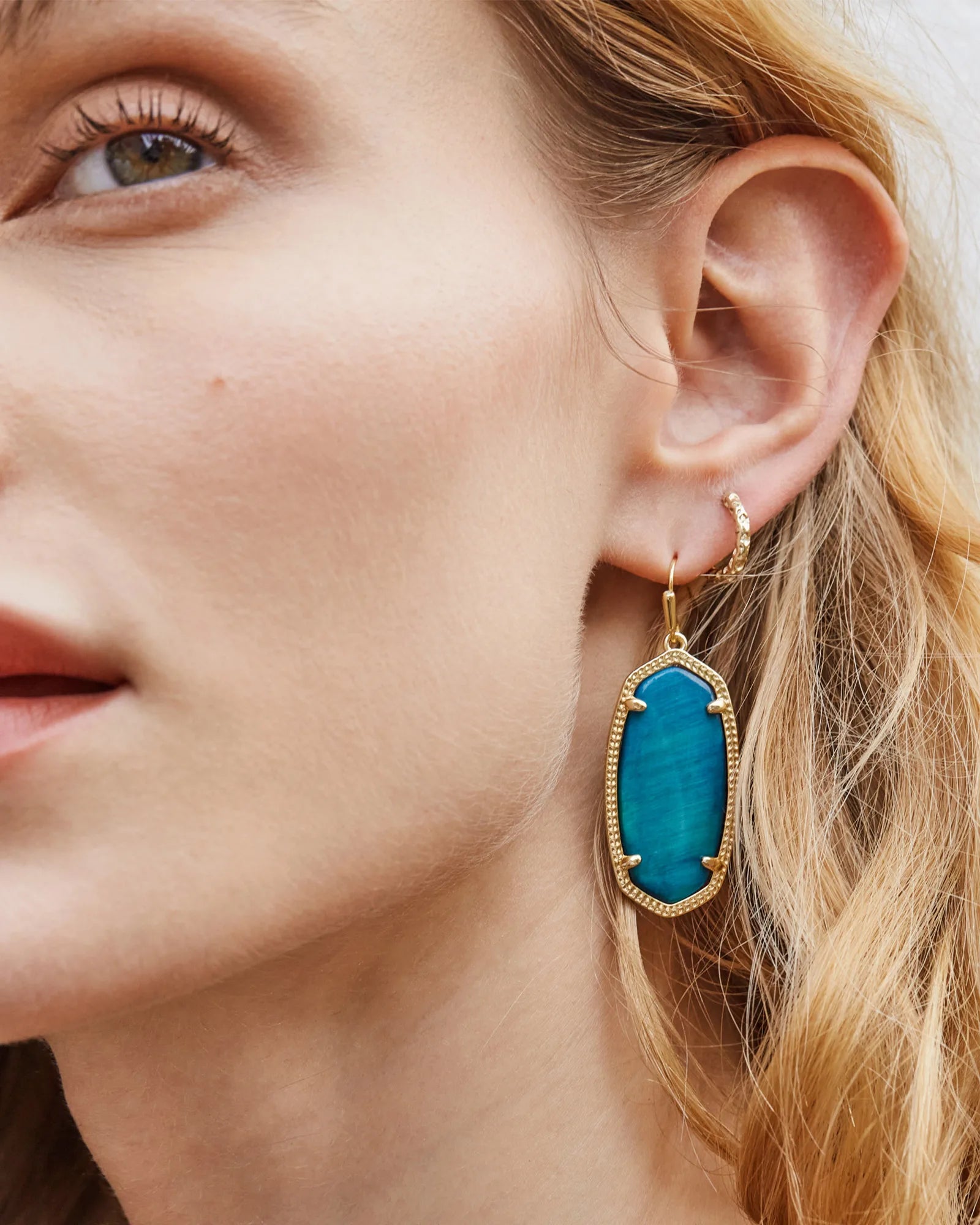 Kendra Scott | Elle Gold Drop Earrings in Teal Tiger's Eye - preenteronline