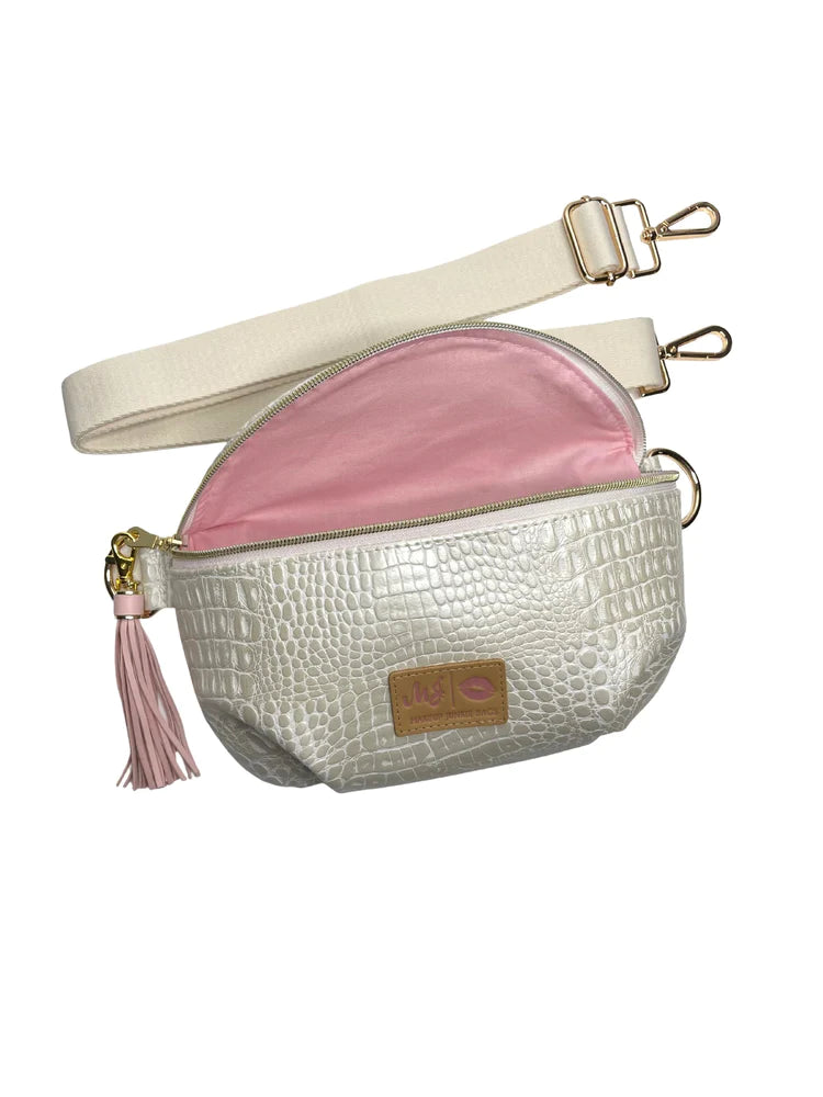 Makeup Junkie | Shade of Pearl Sidekick with Back Zipper in Pearl White Croc Print - preenteronline